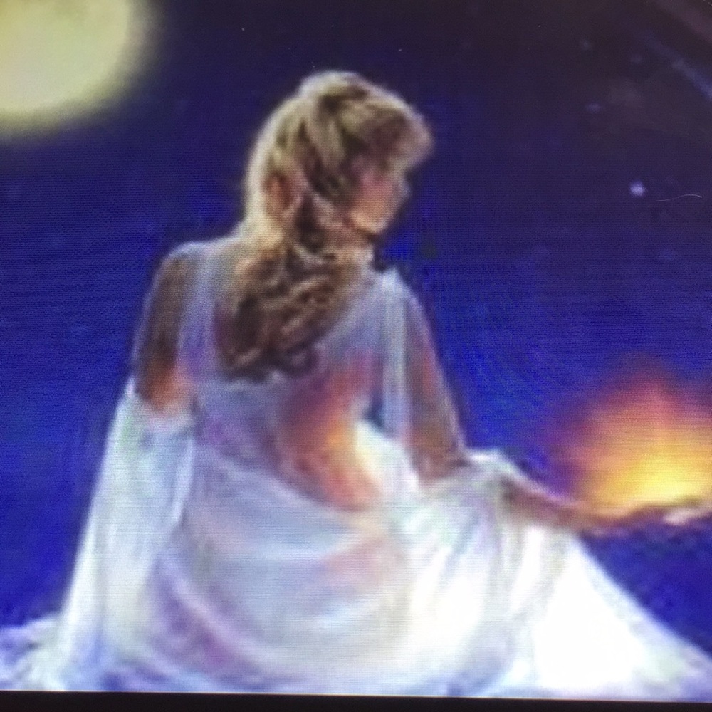 Meet your Posher, Sandy